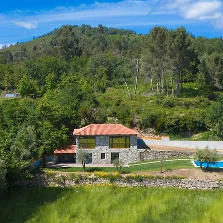 Casa Velha De Ponta Soto Сasa de vacaciones Cela (Vila Verde, Braga)